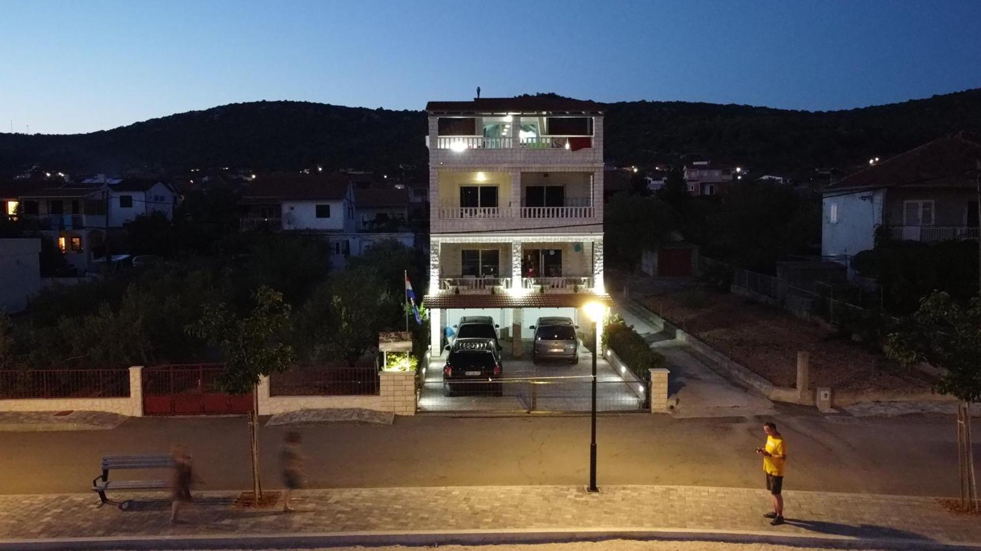 Villa Luce Vinišće 外观 照片