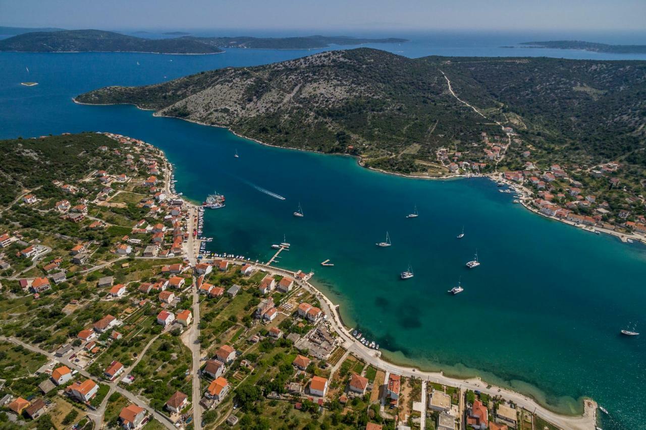 Villa Luce Vinišće 外观 照片
